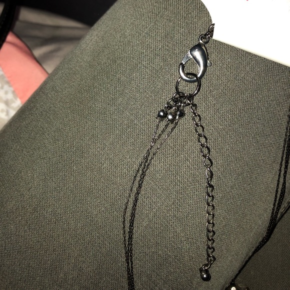 Black Necklace 🖤 - Picture 6 of 6